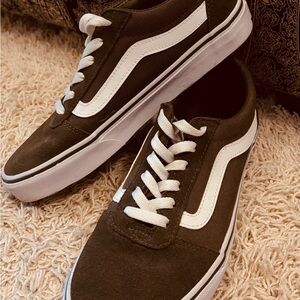 Vans Olive Green and White Sneakers with Iconic Jazz Stripe